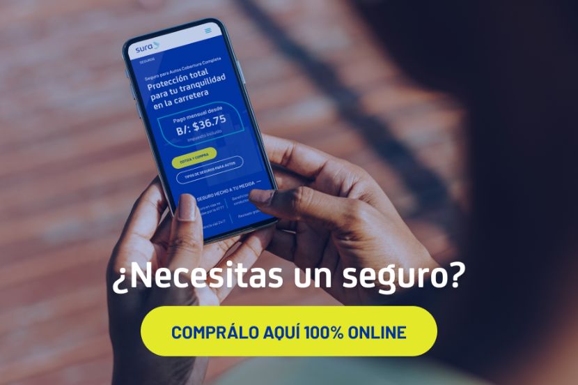 Persona compra su seguro SURA 100% online